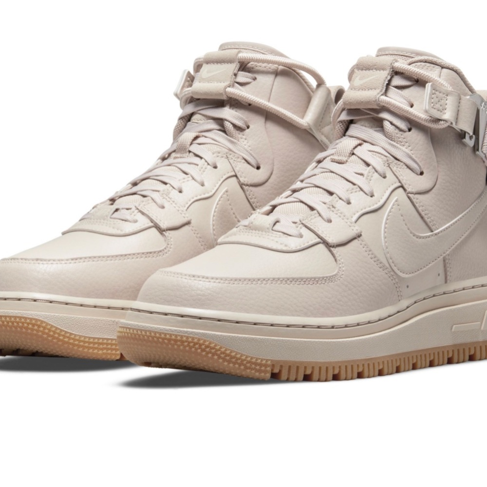 Nike Women's Air Force One HI UT 2.0 High Top Athletic Shoes